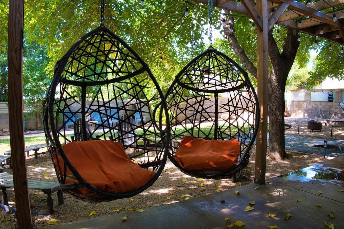 St George Family Getaway With Fire Pit, Ping Pong And Pet-Friendly Amenities เซนต์ จอร์จ ภายนอก รูปภาพ